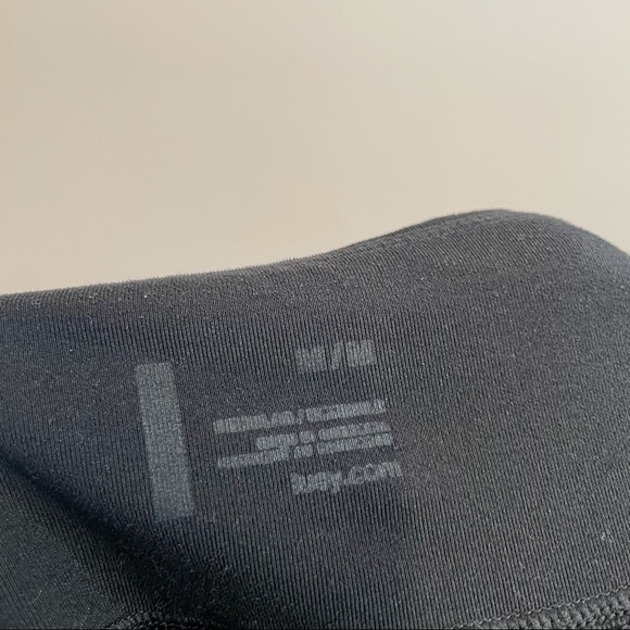 Lucy Do Everything cuffed black pull on jogger pants side pockets women’s medium - Picture 6 of 7